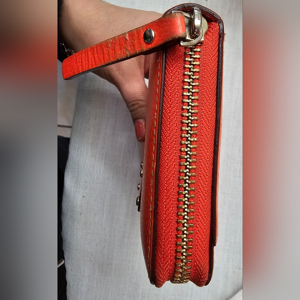Kate Spade Neda Wellesley Lacquer Bright Orange Leather Zip Around Wallet EUC - Picture 12 of 16